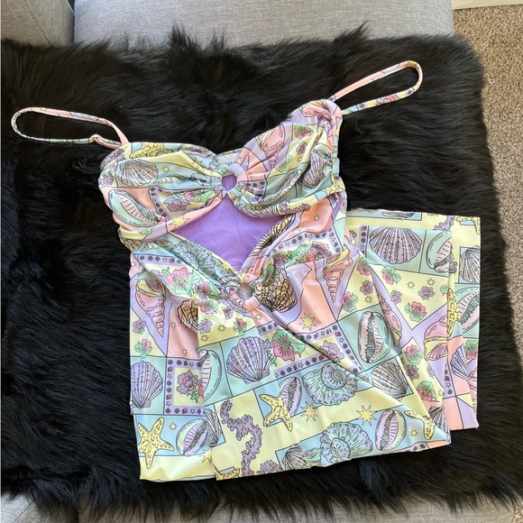 Zoe Cutout Dress - Picture 5 of 7